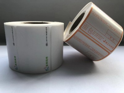 不干胶标签这样使用光油，效果超乎你想象。